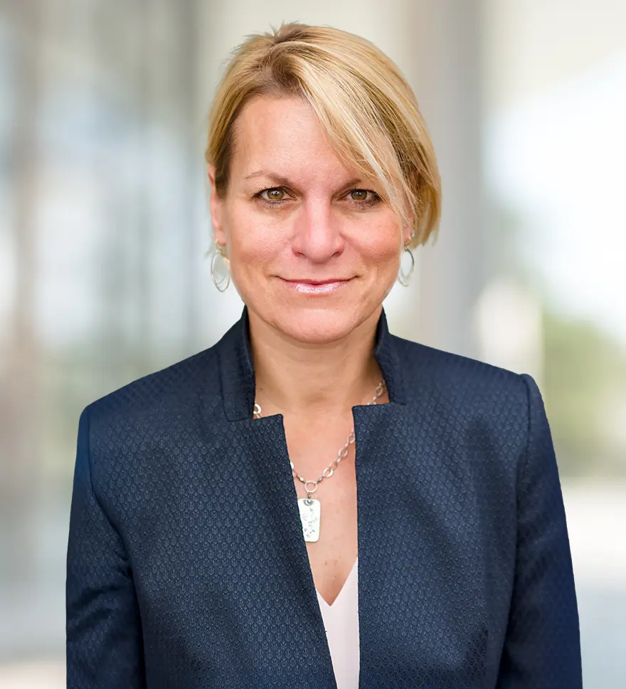 Photo of Lesley E. Weaver